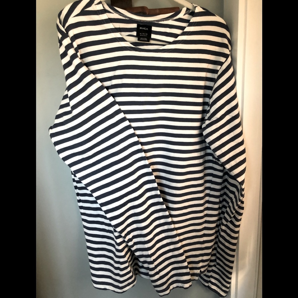 RVCA striped sweatshirt shirt/sweater looped French terry cotton style. NWOT